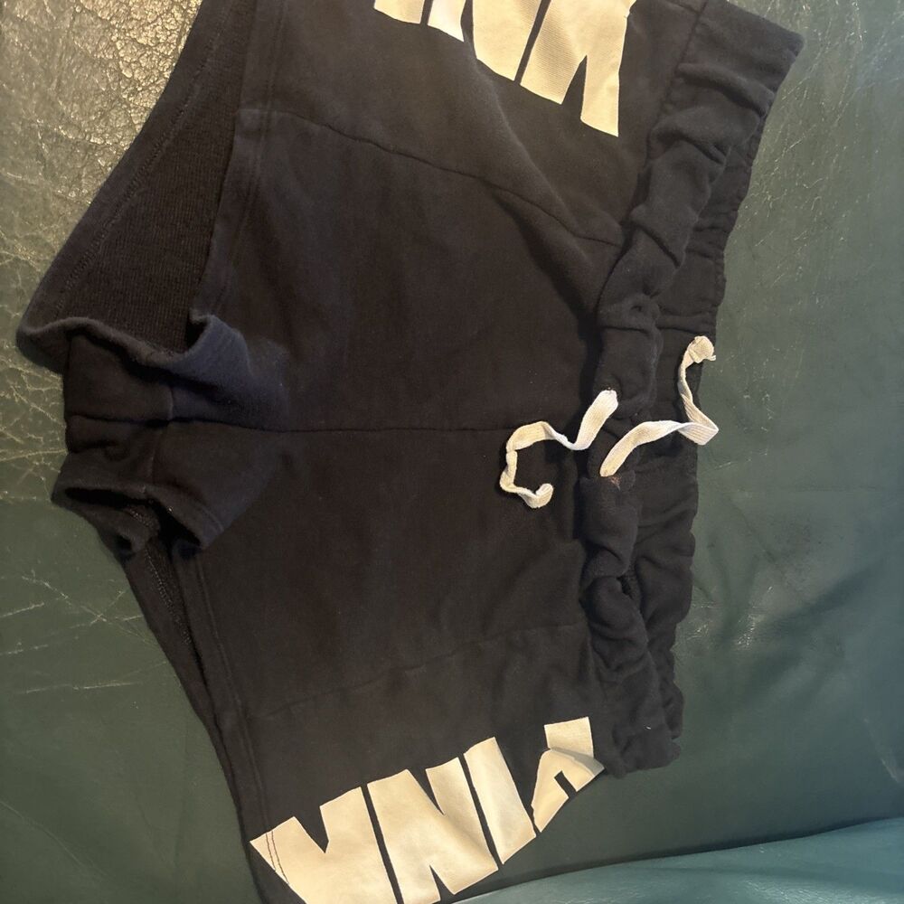 Victoria's Secret Pink Black White Logo Fleece Heritage Boyfriend Shorts Size Lg